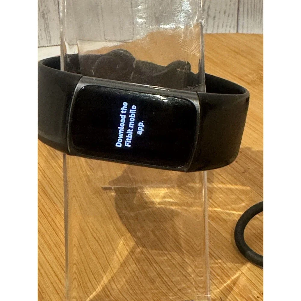FitBit Charge 5 Advanced Fitness Health Tracker Graphite Stainless Steel
